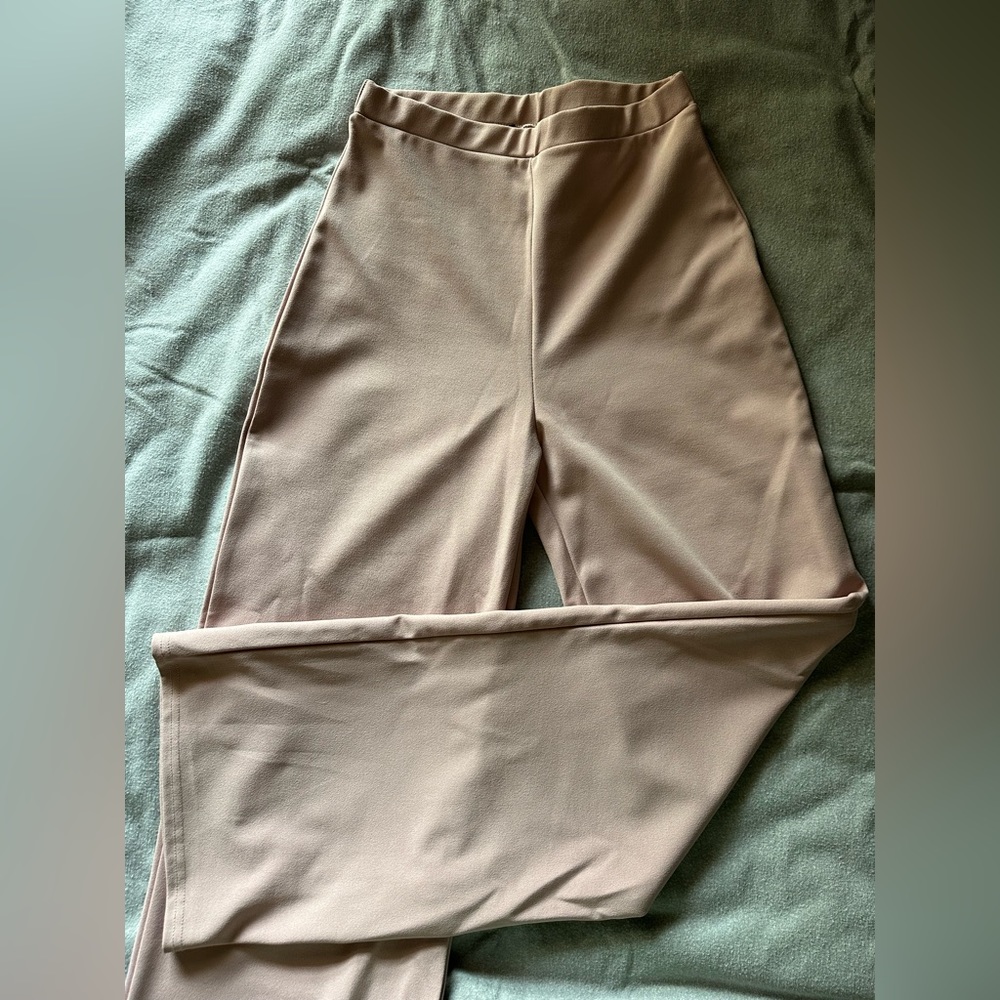 Stretchy flared pants
